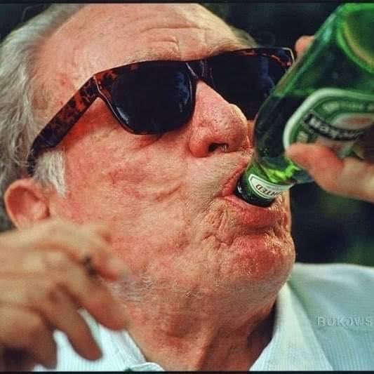 Charles Bukowski Quotes tweet media