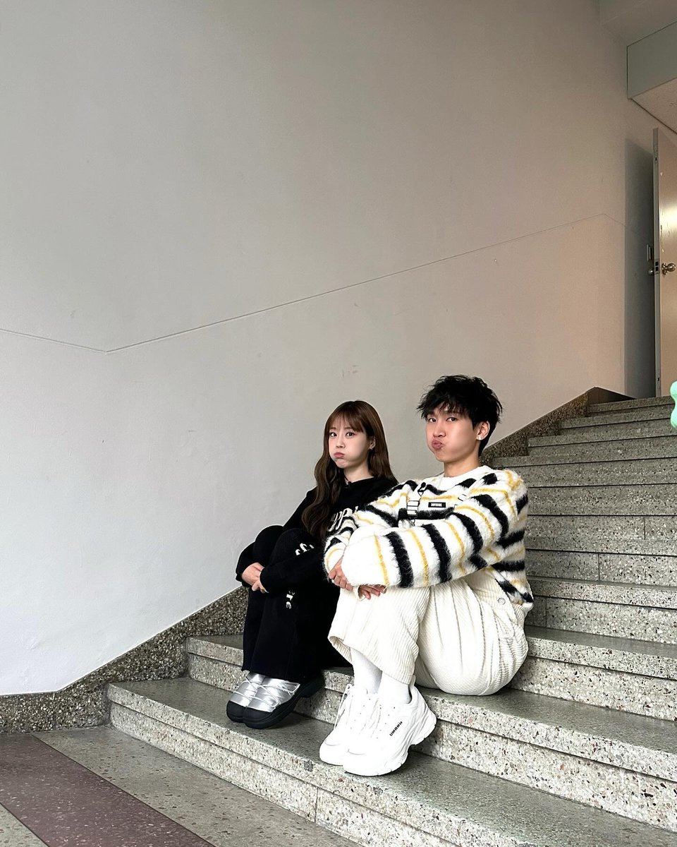 everything_sek's tweet photo. 231125 허영지님 인스타 #은광 https://t.co/LjJmo9zzQZ
