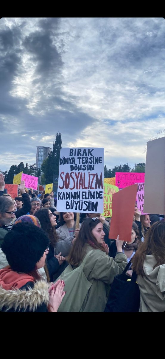 LaboransS's tweet photo. 25 Kasım 2023, İstanbul.
#25Kasım #25Kasım2023 https://t.co/4Pn4gMW9Ho