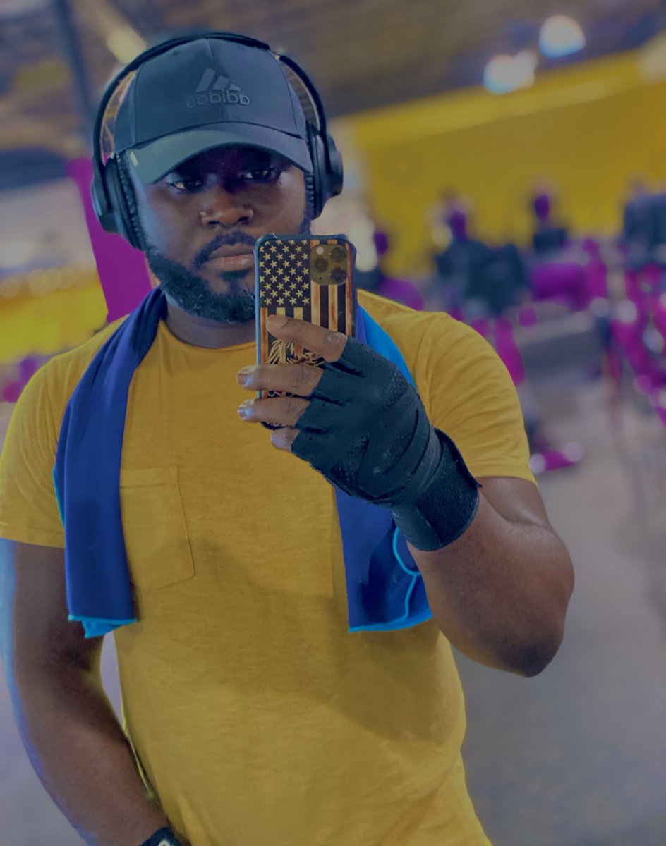 kingduce5's tweet photo. 🤳🏾Di yo nou la 🎮🎮 https://t.co/fjdxT4S1VI