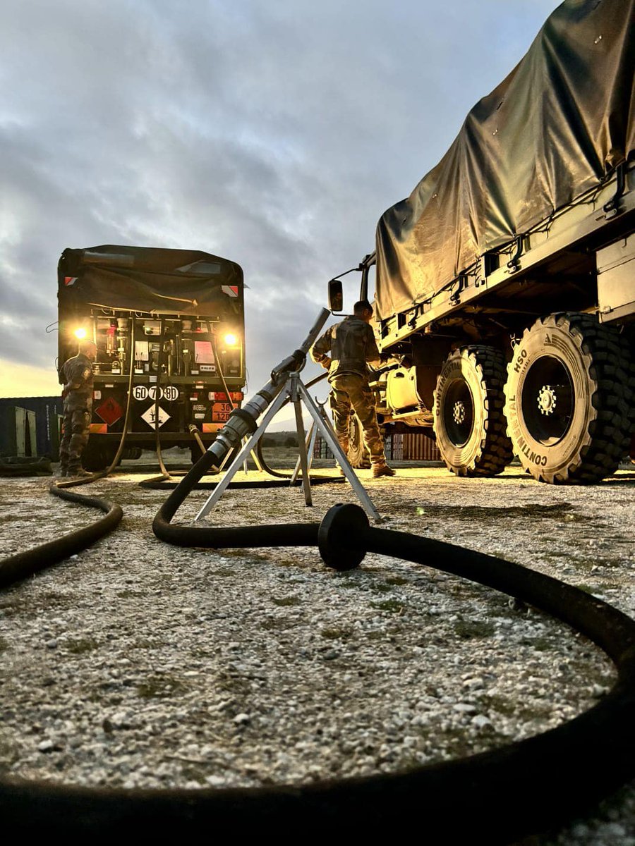 pascalbtr's tweet image. Avec le @511eRTofficiel en soutien #LogOps du @35emeRI  ! ! 😉
@comlogterre1