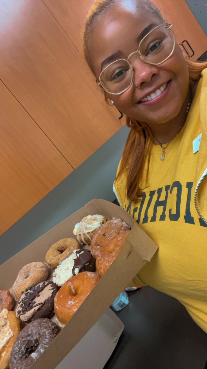 It’s Game Day and Black Friday weekend so that means donuts to kickstart the day in BC!! <a href="/GreaterLakesMkt/">Greater Lakes Market 🌊</a> <a href="/MommaTmagic/">Theresa Akans</a> <a href="/1TThompson/">Terence Thompson</a> <a href="/TheoAlexander11/">Theo Alexander</a>  #GoBlue 💙💛