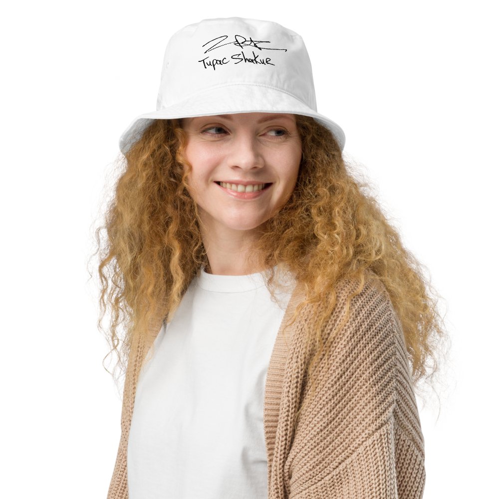 Top off your style with a Tupac twist! Our unisex bucket hat, featuring Tupac Shakur's signature, brings a touch of hip-hop history to your look. It's not just a hat; it's a statement piece! 🎤🧢 

#TupacSignatureStyle #SignatureStyle #TupacLegacy #FunkyFashion