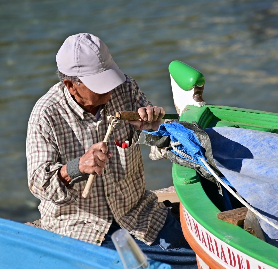 La varada. 
#varada
#bote
#pesca 
#retiro 
#calafate
#lacaleta 
#nosequehacer 
#miexpoparacuando