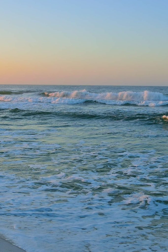 artindetails's tweet image. sound of the waves