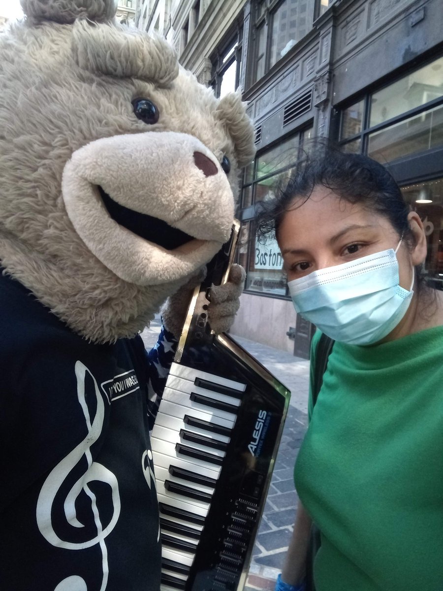 therealKeytarb1's tweet image. Chillin