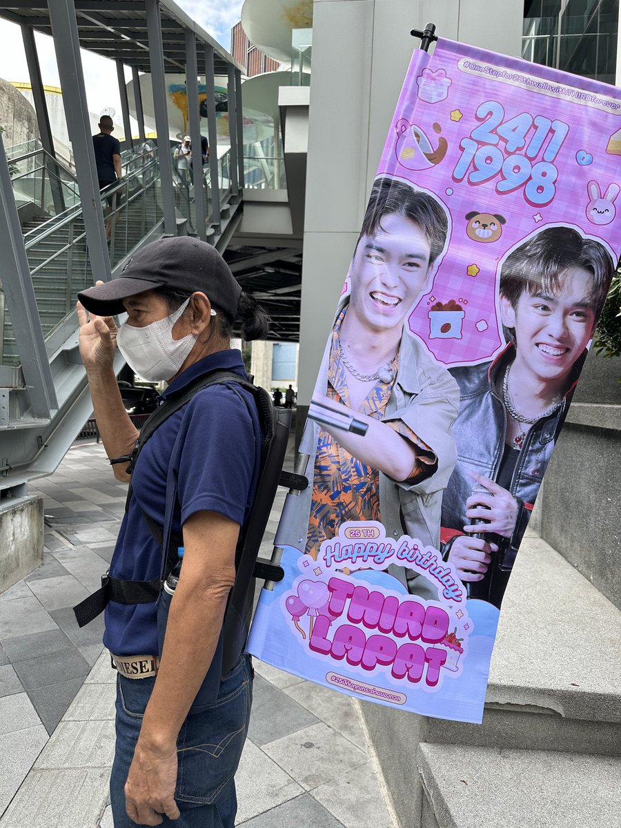 ketsaralimp's tweet photo. ขอบคุณ ทุกๆคนนะคะ ขอบคุณทุกprojects ตกหล่น ขออำไพ มาแปะไว้ 👇🏻 ได้นะคะ #HappyThird25thDay
#25YearsWithThird
#ThirdLapat https://t.co/JVK1GUuKUE