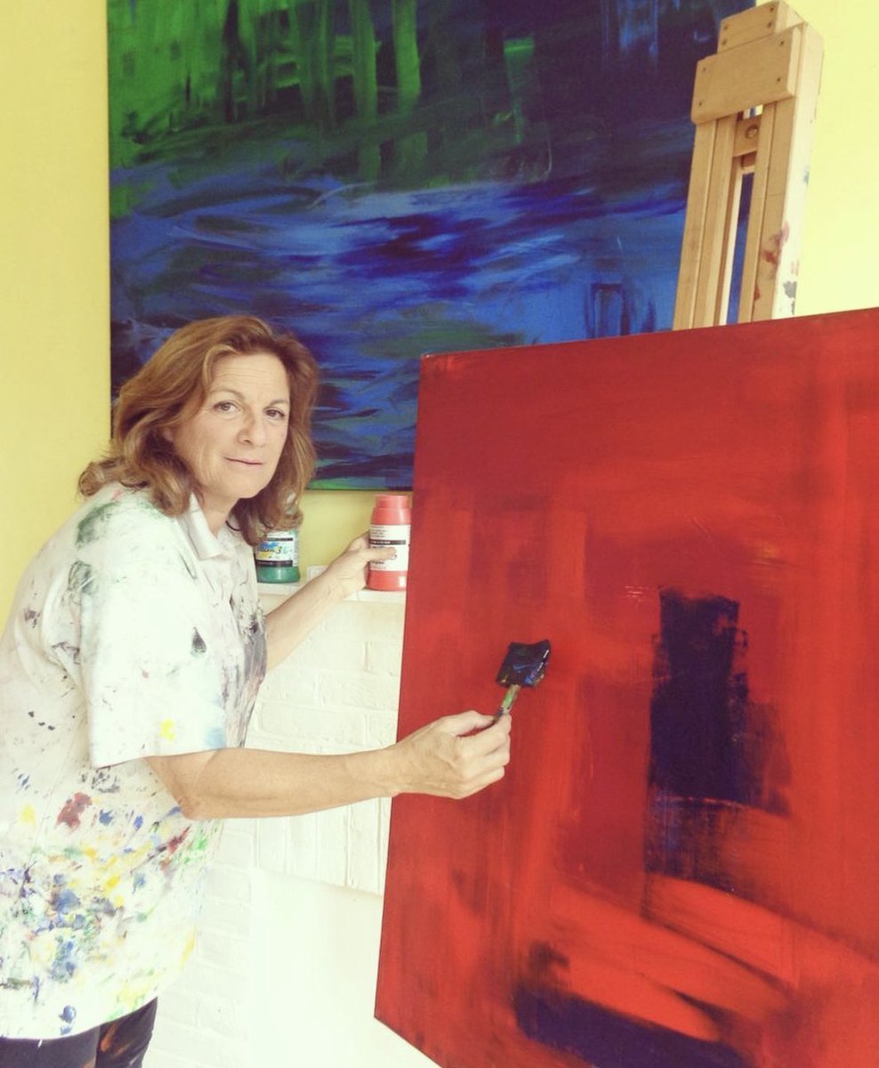 Frances_ART's tweet photo. I am delighted to announce the release of the second edition of my book, "Expressions of an Artist: The Whole Shebang." It will be available for purchase on @AmazonKindle 

#fyp #selfpublished #writer #artist #painter #francesbildner https://t.co/8xzL2AbP1O