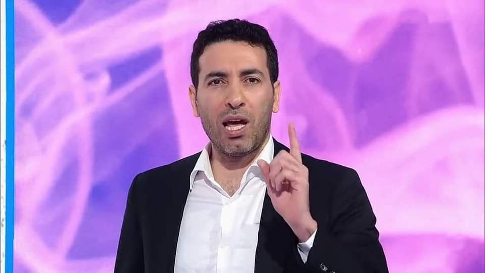 يشهد ربنا اني احبك في الله❤️