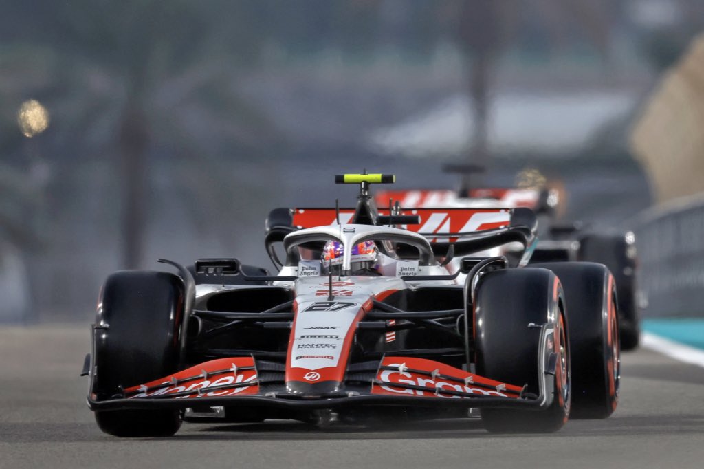 Nico’s first lap on the used softs was a ⏱️ 1:24.435. 

Places him P7 after everyone has run. 

Returning to the pits for new tires now. 

#HaasF1 #AbuDhabiGP #Quali