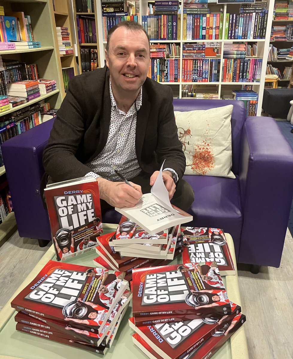 LittleAcornsBks's tweet photo. Man of the Match @malmcmullan with his new book #Derry #GameofMyLife at @LittleAcornsBks for a #Booksigning earlier today. Wonderful turn out. #SignedCopies now available. @HerobooksD 📚 #GAA 🔴⚪️ 1/4 https://t.co/dQqZGm6ech