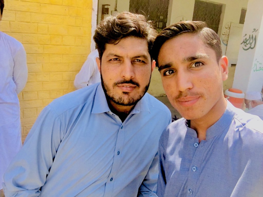 Shahzeb657's tweet photo. Being attracted to someone's looks is one thing.
But being attracted to someone's:
-way of thinking
-healthy habits
-loyalty + honesty
-inner peace + self esteem
-generosity + kindness
-ability to give and receive love
Is a whole different level of attraction,
@ijavedshah ❤️😊 https://t.co/slVPjtkcwl