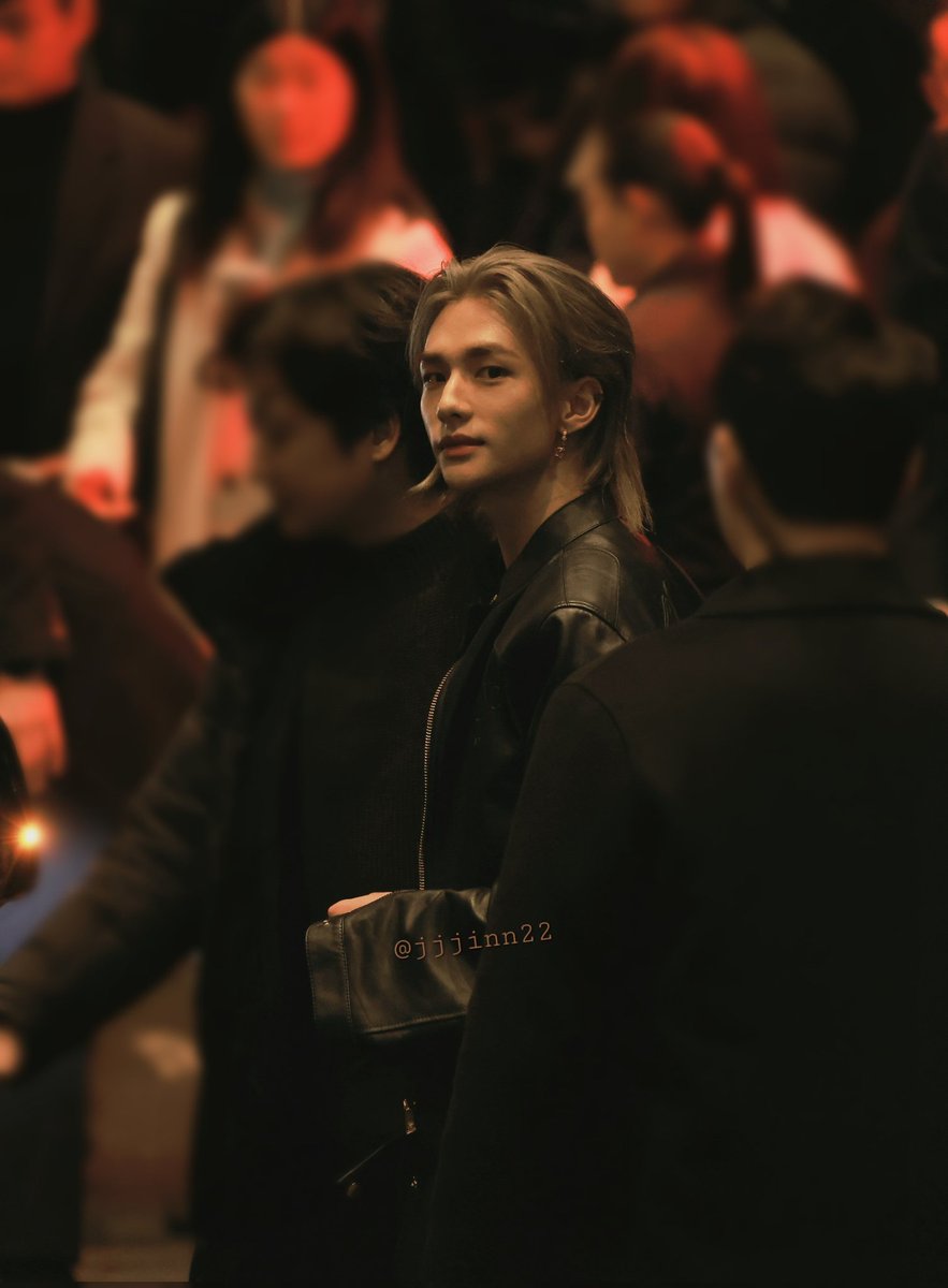 231124 더블유코리아 현진
진짜 감동이야

#HyunjinAtWKorea 
#LoveYourW2023 
<a href="/Stray_Kids/">Stray Kids</a> <a href="/wkorea/">W Korea</a> 
#Hyunjin #HYUNJINxVERSACE