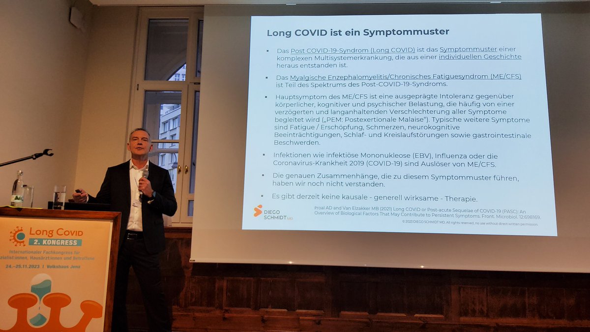 Dr. Schmidt betont, was nicht oft genug wiederholt werden kann: #LongCovid ist ein Symptommuster.

#LongCovidKongress