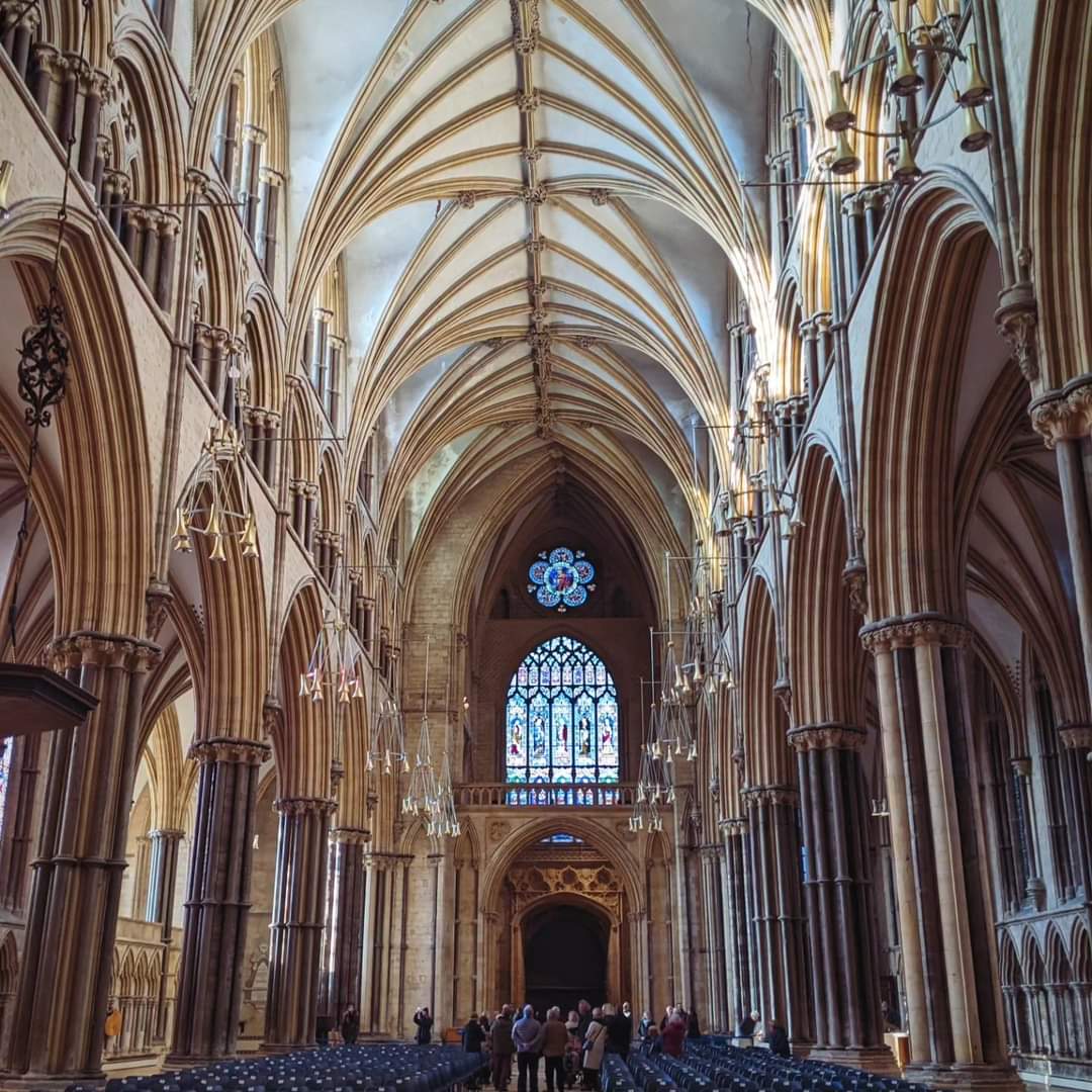 Joanna Harries (@joanna_harries) on Twitter photo I'm up north and ruining <a href="/nicolahandsoboe/">Nicola Hands</a> photos in front of Lincoln Cathedral today (swipe to spot my accidental photobombing).
Nic is playing the oboe in tonight's Messiah, but I think our first appearance together was as fairies in university G&S Society's "Iolanthe"...🧚🧚♀️🧚♂️ I'm up north and ruining <a href="/nicolahandsoboe/">Nicola Hands</a> photos in front of Lincoln Cathedral today (swipe to spot my accidental photobombing).
Nic is playing the oboe in tonight's Messiah, but I think our first appearance together was as fairies in university G&S Society's "Iolanthe"...🧚🧚♀️🧚♂️