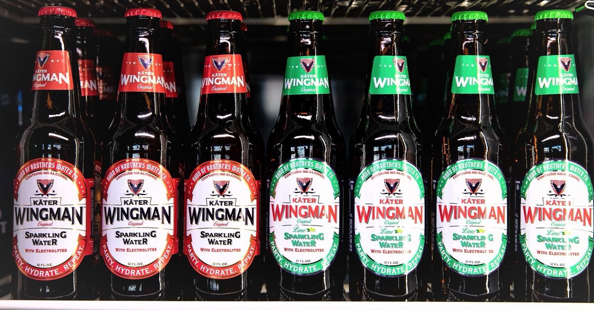 wingman_water's tweet photo. Cheers to sipping and shopping local this season. #smallbizsat #shopsmall https://t.co/fK3fOPTCFq