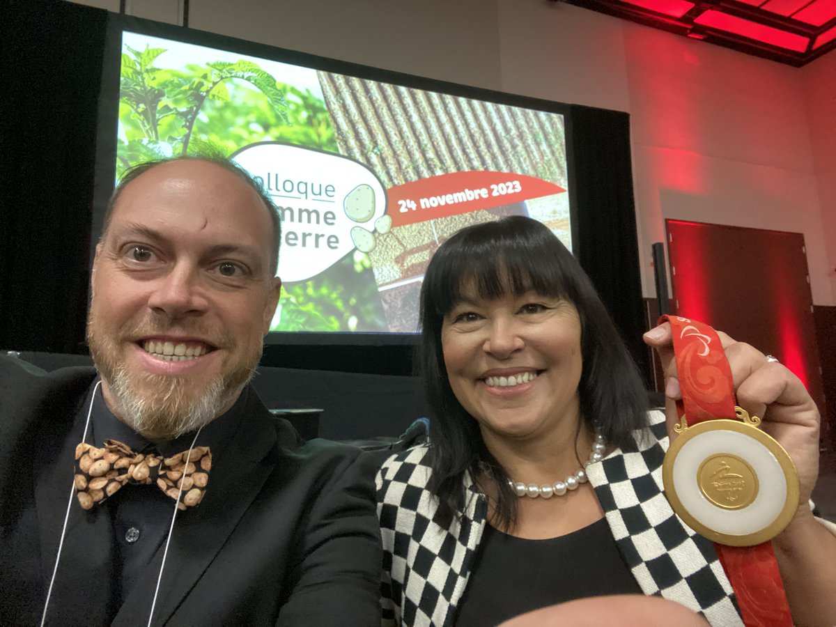 SebastienBriere's tweet photo. Le colloque #Pommedeterre @craaquebec vise les plus hauts sommets de la réussite année après année. Merci aux comités organisateur, aux commanditaires, aux conférenciers, aux animateurs et à tous les participants en présentiel et en virtuel pour la réussite de l’événement #AgQc https://t.co/FsYF21ChAJ