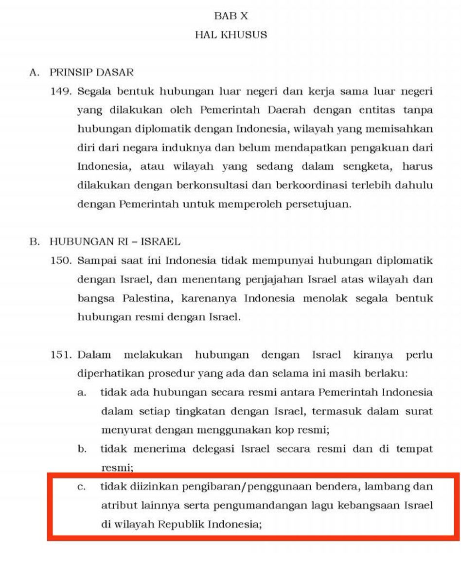 Arieeef__'s tweet photo. @OnlyFrens Padahal ada larangan mengibarkan berdera isr💩el https://t.co/X9cE5BkL00