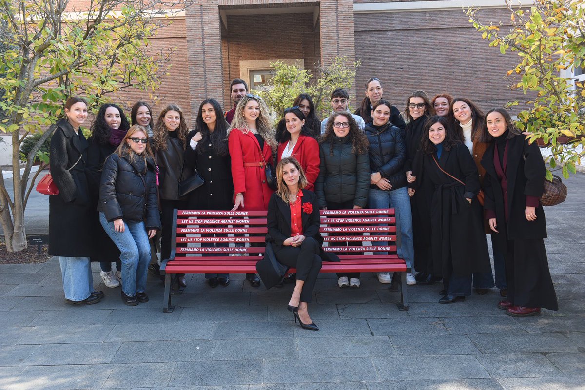 “La causalità non è la realtà”, si apre così il dialogo in Luiss "D&amp;I Intersections - Violenza sulle donne: storie di detenute", in occasione della Giornata internazionale per l’eliminazione della violenza contro le donne.

Le storie di violenza sono dolorose e complesse da