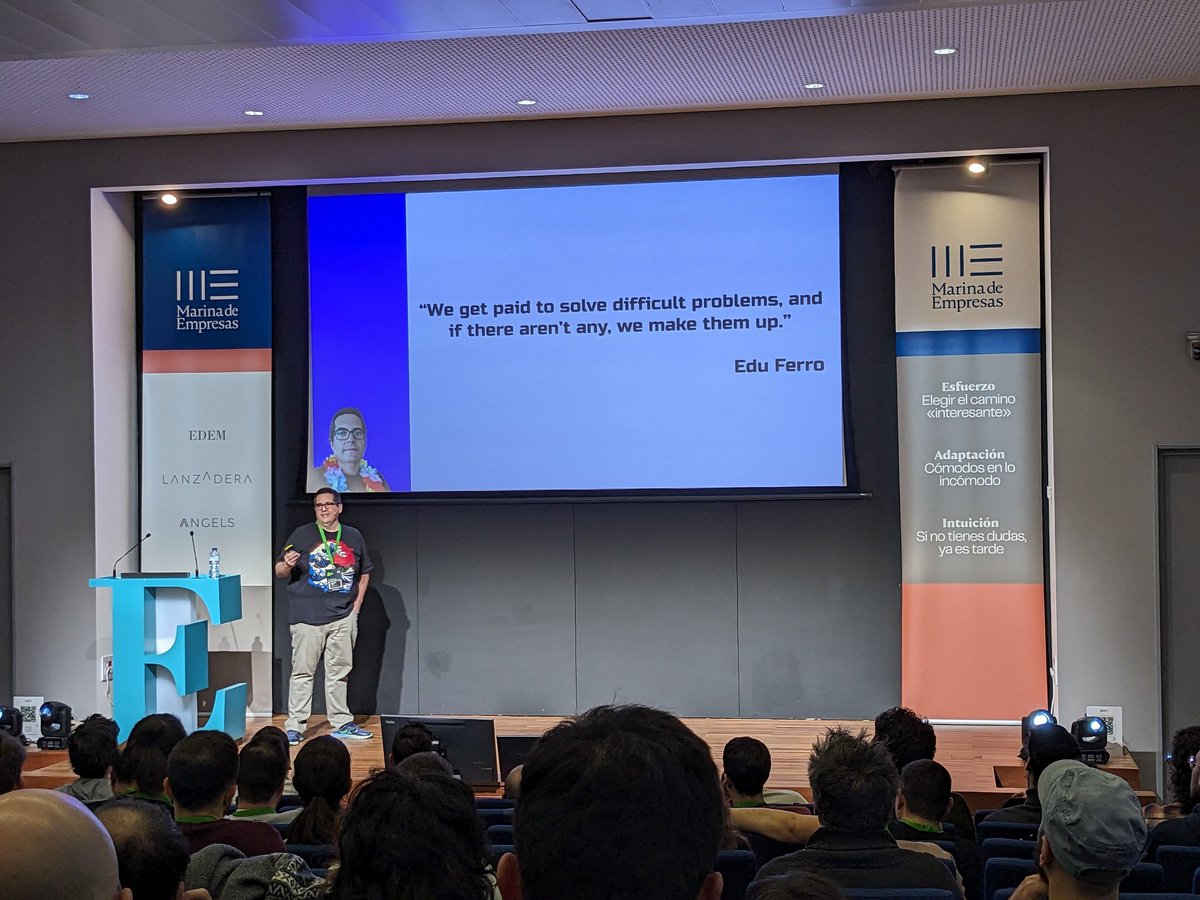 La trampa de la complejidad, reevaluando nuestros incentivos. Con <a href="/eferro/">Eduardo Ferro</a> #lavertical23 #lavertical