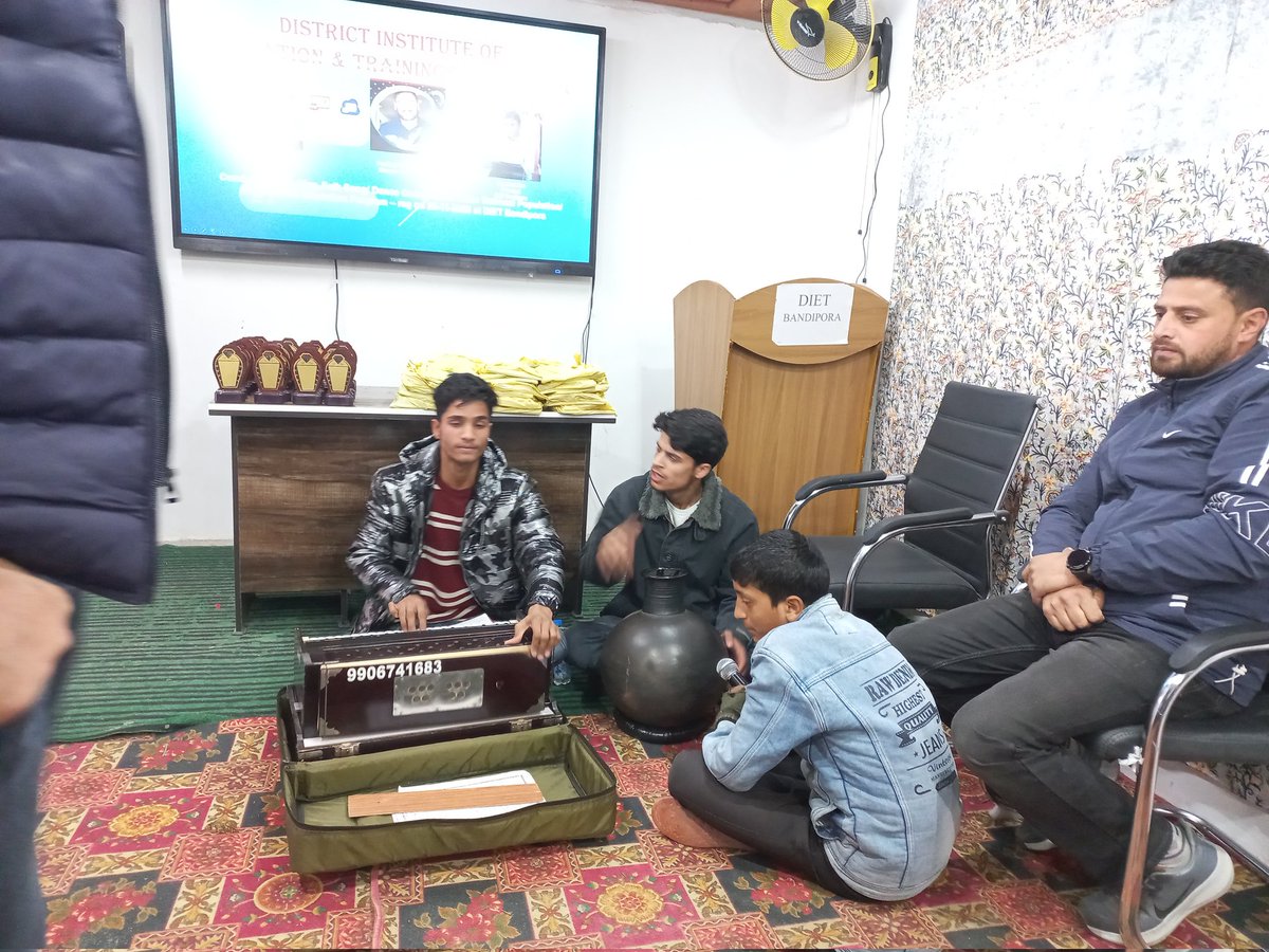 DIETbpr's tweet photo. *District level competition on National role play and folk dance/folk song, conducted under the auspices of adolescence education, at DIET Bandipore. This event, held under the guidance of the esteemed Principal  DIET,Mr Ab Majid Dar.@dcbandipora @VJkbose @ncert https://t.co/U8EqCcXgmZ