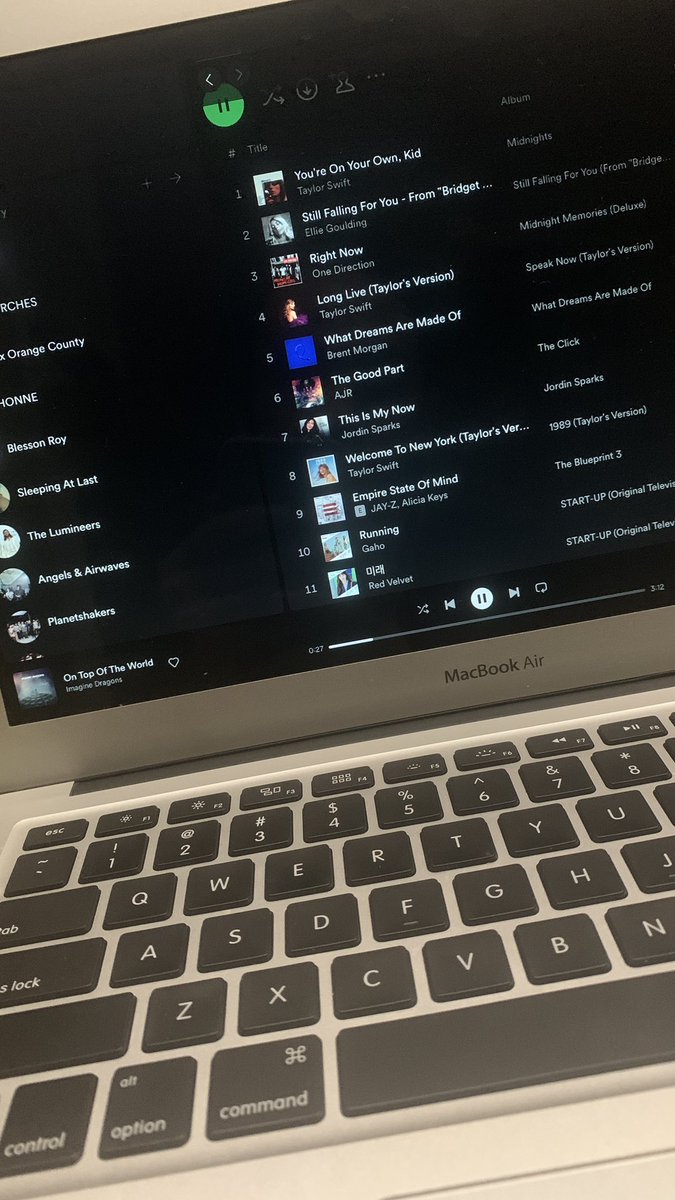 RN_diaries's tweet photo. Ready na ba ang clips mo para pagkalabas ng results ready to post na? Here are the songs every board exam success tiktoks HAHAH

I listen to these songs too before the results came out last time. Tamang manifest lang 🤣

Good luck RNs! 

#RN2023 https://t.co/6dhcUAWHD8