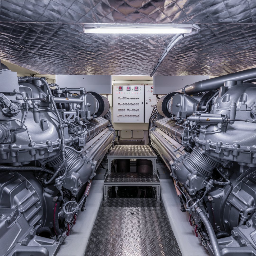 pershingyacht's tweet photo. A look under the hood.
This is where the adrenaline starts coursing through her veins, accelerating effortlessly to a commanding 45 knots.
Pershing 8X. The carbon fibre revolution.
#TheDominantSpecies
#EngineeredToThrill
https://t.co/LiOpYaIy4r https://t.co/ds7VFFSO3z