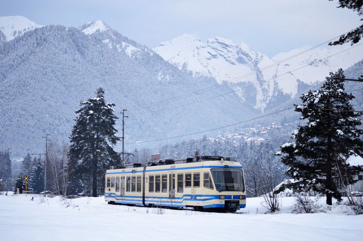 A century of the Centovallina 🎉 100 years ago today, the picturesque train that connects Locarno with Domodossola started its service: buff.ly/3SHWXP4 Congratulations to Ferrovia Vigezzina-Centovalli on this remarkable milestone! 🚞✨ #SwissTravelSystem #Anniversary