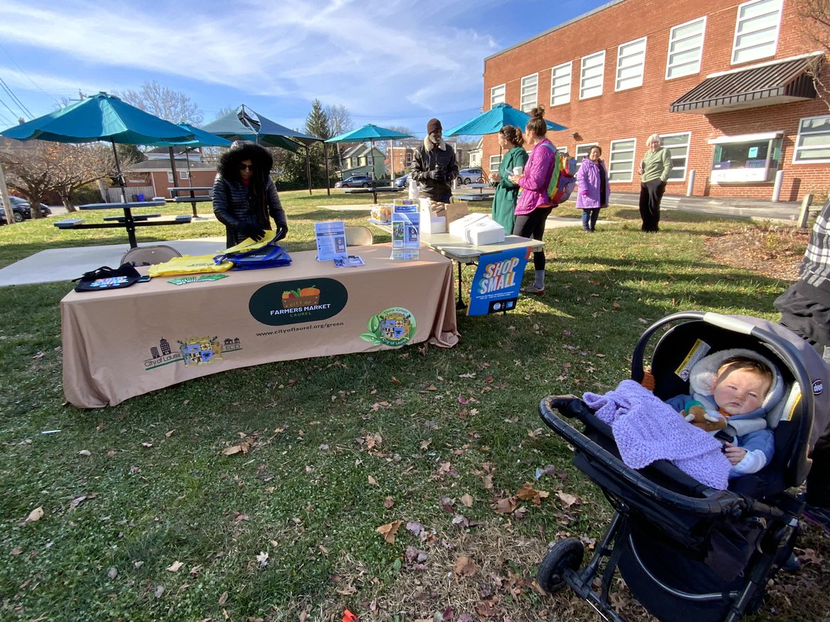 lrlmarketonmain's tweet image. There’s still time to head down here to the Laurel Quill Lot at 378 Main Street! We’ll be here to around Noon, so pick up your #SmallBusiness passport book, shop our local businesses and get your passports stamped to enter to win prizes! #ShopSmallShopLocal