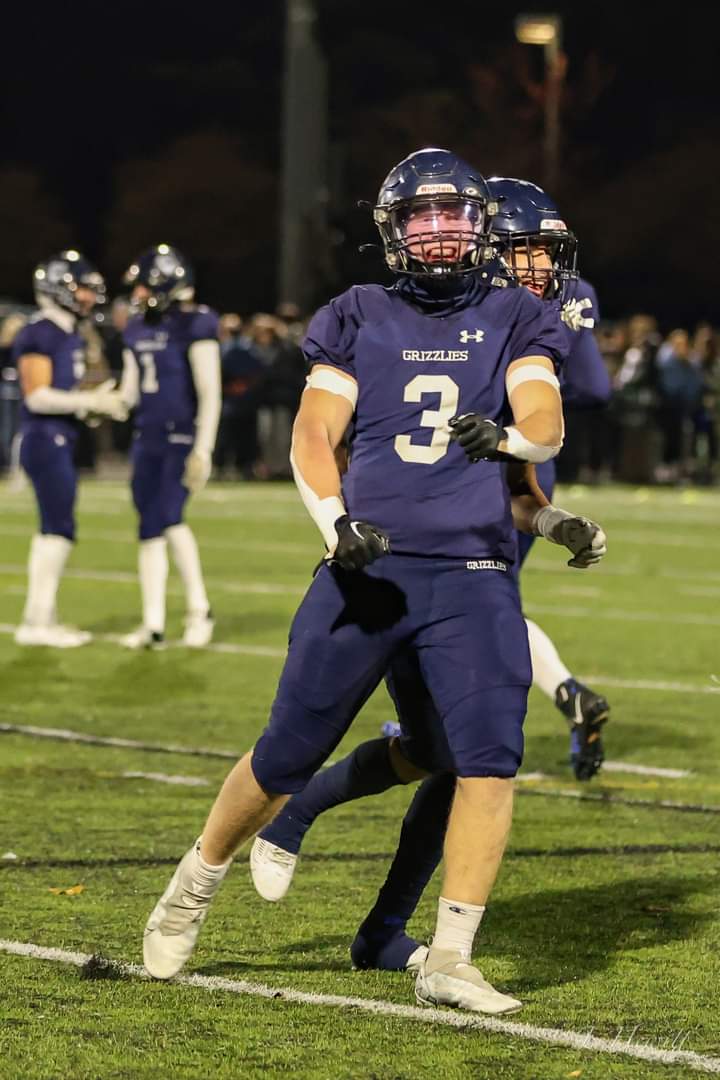 Blessed to have been selected as a provincial all star at LB🌠🌠 thanks to my family, coaches, and teammates for helping me get better every day💙🤍