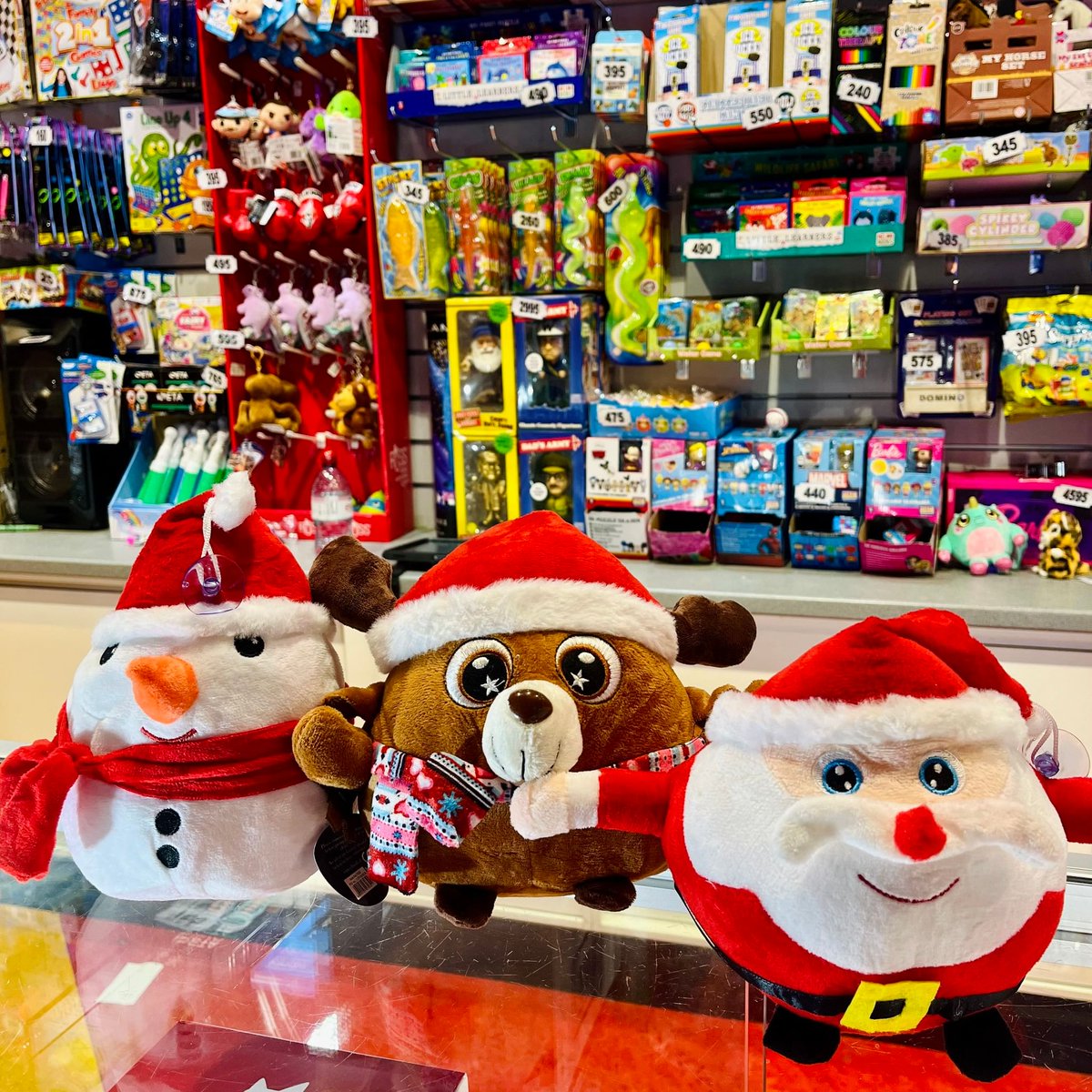 Who are you taking home? ☃️🦌🎅

Visit Funstation and load up your Funcard with the £25 Christmas Bonus between now and Christmas Eve and you will receive a FREE Christmas plush 🌟

*whilst stock lasts