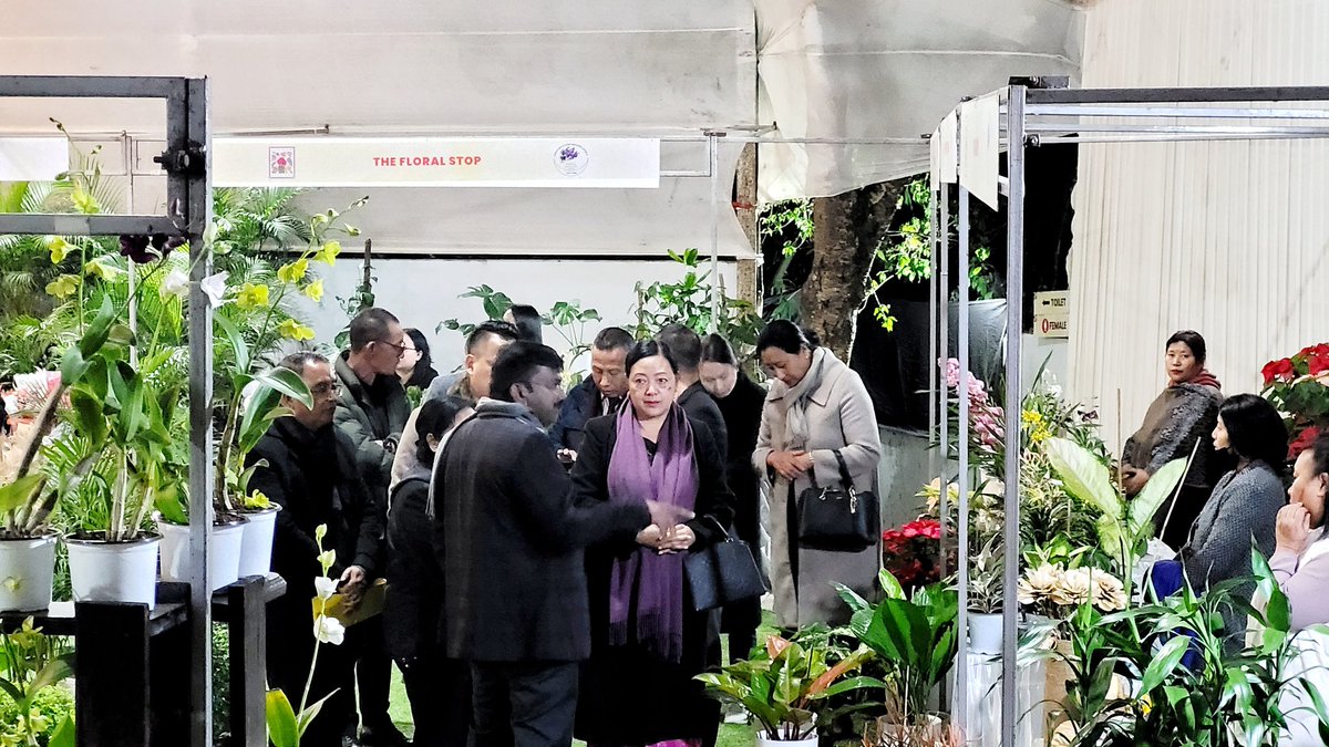 I am delighted to have the opportunity to attend the Bloom Bazaar at The Heritage, Kohima this evening. Taking the opportunity proposed a collaboration with the Export Promotion Council for Handicrafts (EPCH) to further promote Nagaland's handicrafts and floriculture. With their