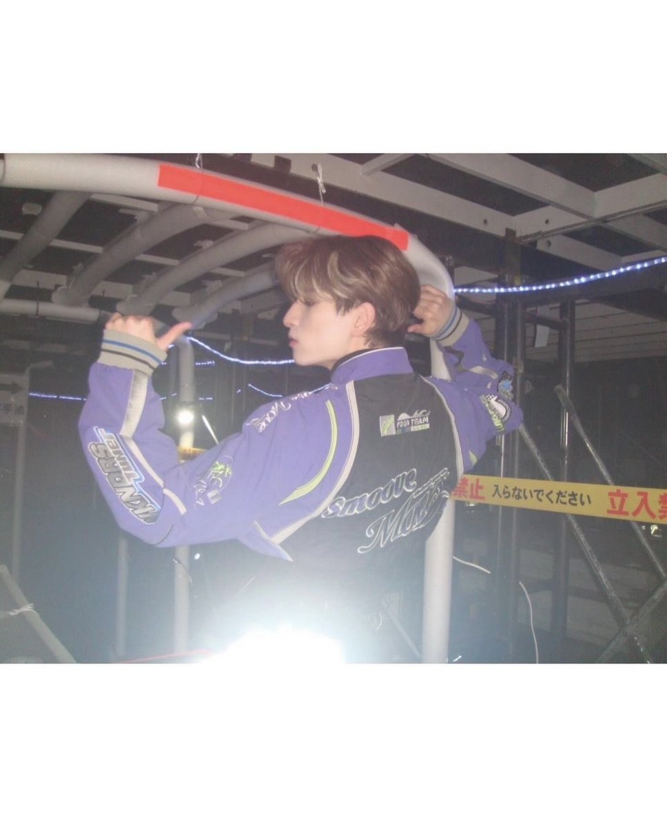 KINJOSUKAI_TH's tweet photo. ー📸✈️231125 official_jo1 IG
ขอบคุณที่ทำให้ผมได้ยืนบนเวที Kyocera Dome นะ แจมมาอยู่ด้วยกันตลอดไปนะ!
🤍❤️💜💙💛🖤🩷💚🤎🩶🩵
🔗https://t.co/OhUnlP6m2n
#JO1 #金城碧海 #KINJOSUKAI
#JO1_BEYOND_THE_DARK
#RISE_IN_KYOCERA_DOME
#JOgram https://t.co/1u9RzWfW1x