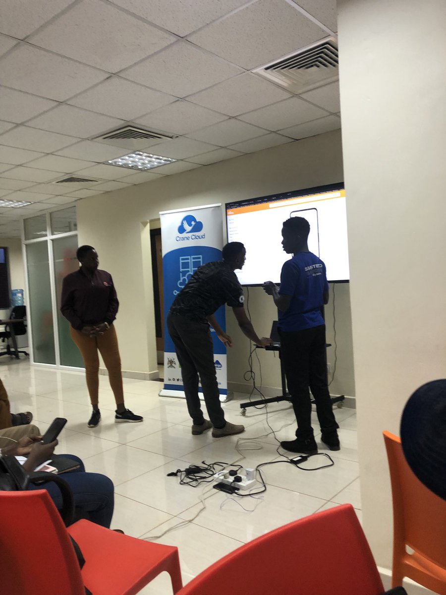 MRLorna2's tweet photo. Team 3 presentations are still ongoing #WeLoveNerds #BuildWithAT #ATDevsUg https://t.co/SiLMAIEMrk