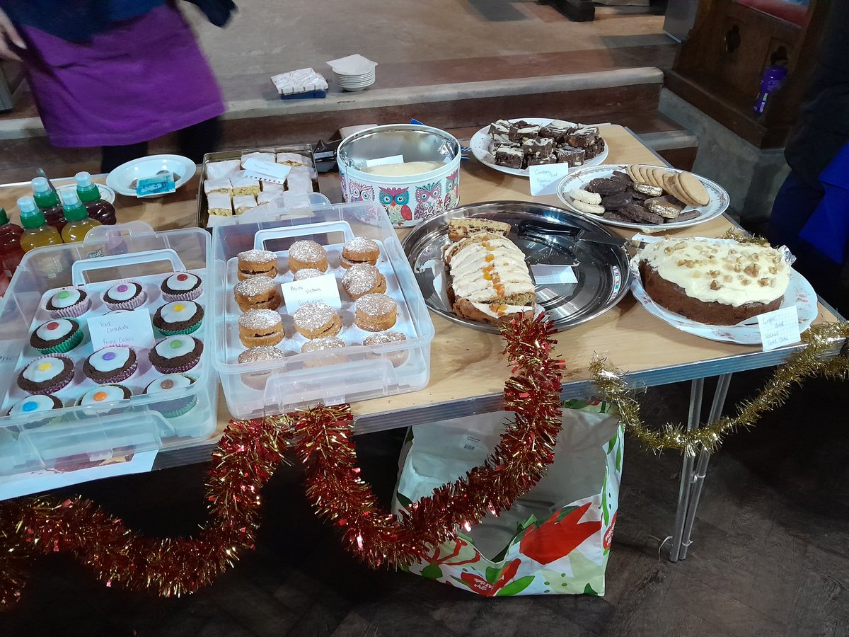 The #Christmas market is in full swing <a href="/ChristChSw19/">Christ Church SW19</a> 

Pick up your presies and then tuck into #HomeMade #Cake

#ColliersWood

<a href="/mp3playerssw19/">MP3players</a>
<a href="/stjohnshighpath/">stjohnshighpath</a>