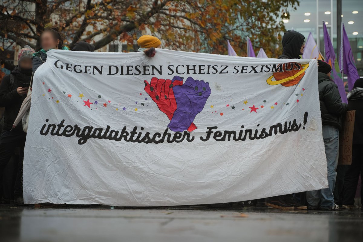 vuecritique's tweet photo. Weitere Eindrücke:
#Dresden #dd2511 https://t.co/azRHlGiPul