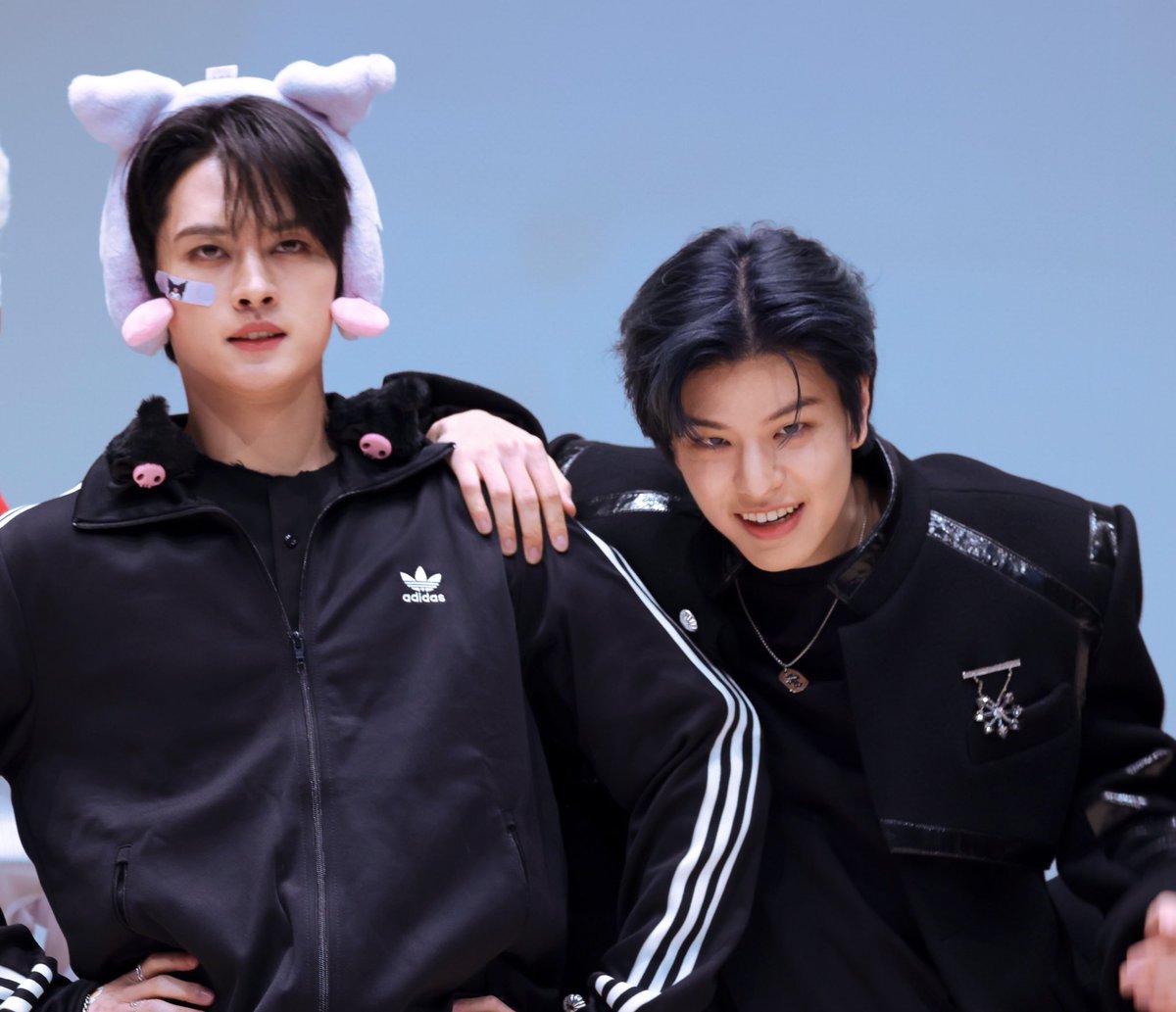 THIS IS STRESSING ME OUT???!!!!??@$:&amp;/&amp;3$?? LIKE WTF THAT BABYGIRLSM IN LMH AND THAT BADBOY KSM