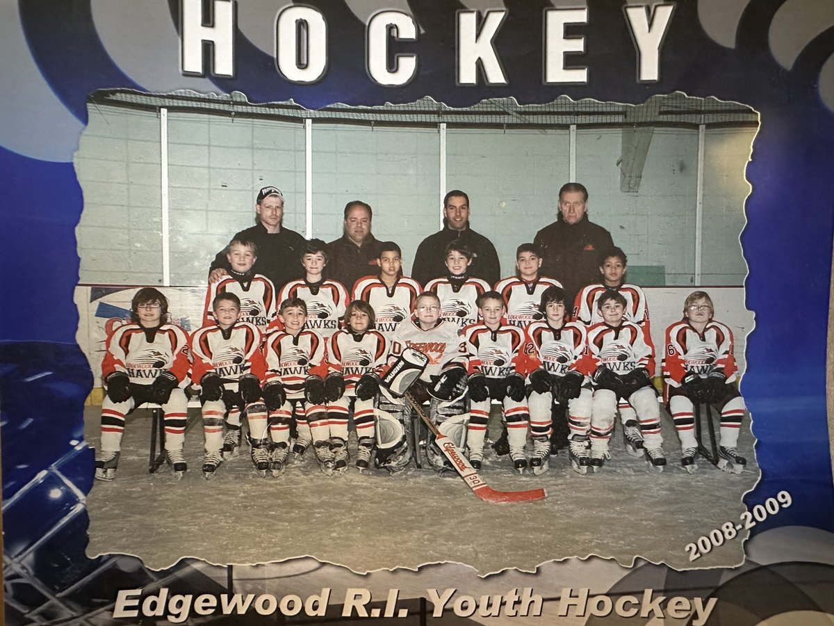 Edgewood Hawks, Rhode Island mite state champs

Front row, far left, Parker Ford, Manitoba Moose. Front row, third from the left, Brett Berard, Hartford Wolf Pack. Second row, far right, Jayden Struble, Montreal Canadiens