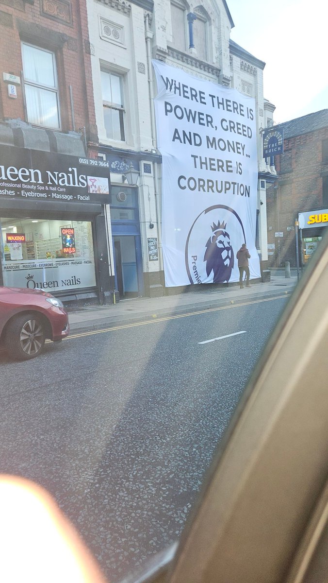 scousehouse06's tweet photo. Just drove past https://t.co/GwT9BIS5Om