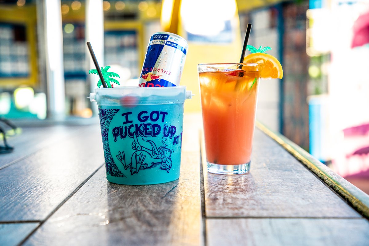 Fudpuckers's tweet photo. Live every hour like itโs happy hour!
#fudpuckers #destin #destinfl #destinflorida #todoindestin #visitfl #drinks #fun #sunset #beachfront #beachin #gulfcoast #emeraldcoast #livemusic #gulfofmexico #destineats #beachdays #floridapanhandle #margarita #margaritas #floridavibes https://t.co/p4sVyE6Fkn
