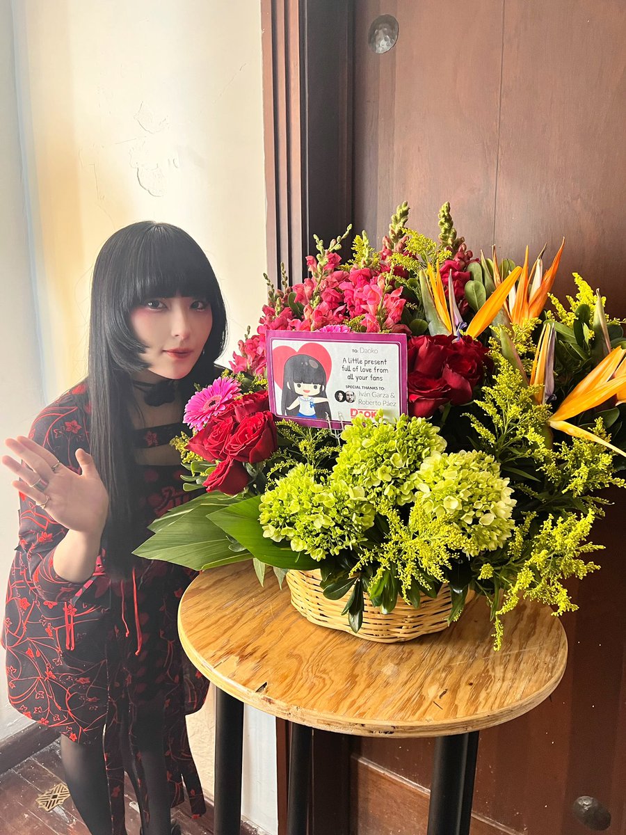 Daok0's tweet photo. Muchas gracias💐
もちゃす( ✌︎'ω')✌︎ 
ぐらしゃす✌︎('ω'✌︎ ) https://t.co/zDXu4NyiUG