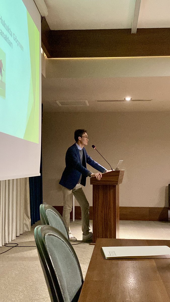 Katılımı Artır Başarıyı Yakala Projesi kapsamında düzenlediğimiz Göçmelerin Sosyal Hayata Katılımı Sempozyumu 
GAV araştırmacısı <a href="/Asmahil_kohan/">Ismail Kohan</a> ‘ın “Ulusal ve  uluslararası hukukta göçmen hakları dayanakları” başlıklı sunumuyla sona erdi. 

<a href="/ulusalajans/">Türkiye Ulusal Ajansı 🇹🇷 Turkish NA</a> <a href="/ABBaskanligi/">T.C. Dışişleri Bakanlığı Avrupa Birliği Başkanlığı</a> <a href="/Goc_Vakfi/">Göç Araştırmaları Vakfı</a>