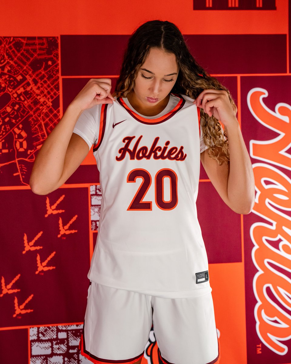 🦃 » 14
🌊 » 13
 
Liv leads us with 5 points off the bench