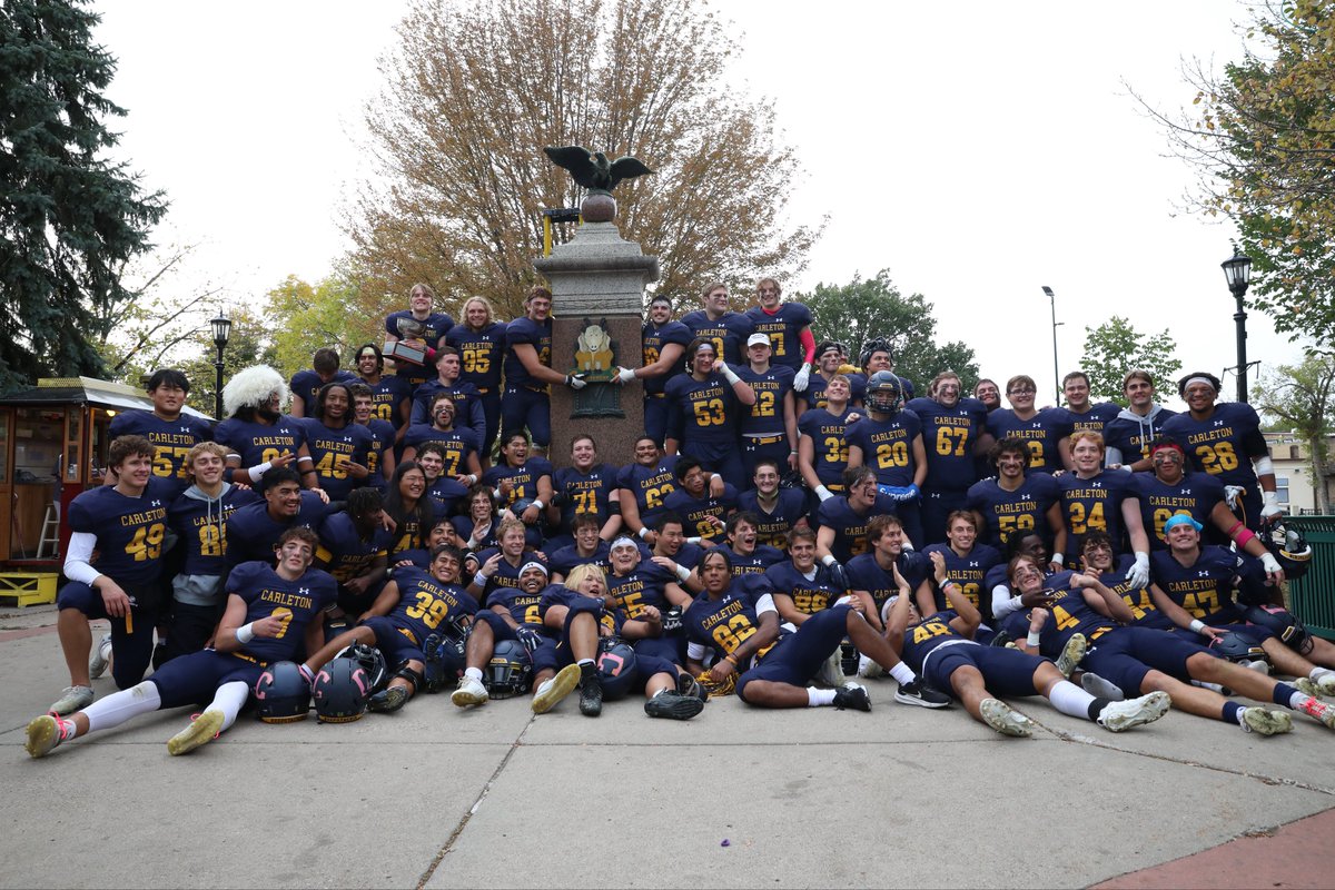 CarletonFB tweet picture