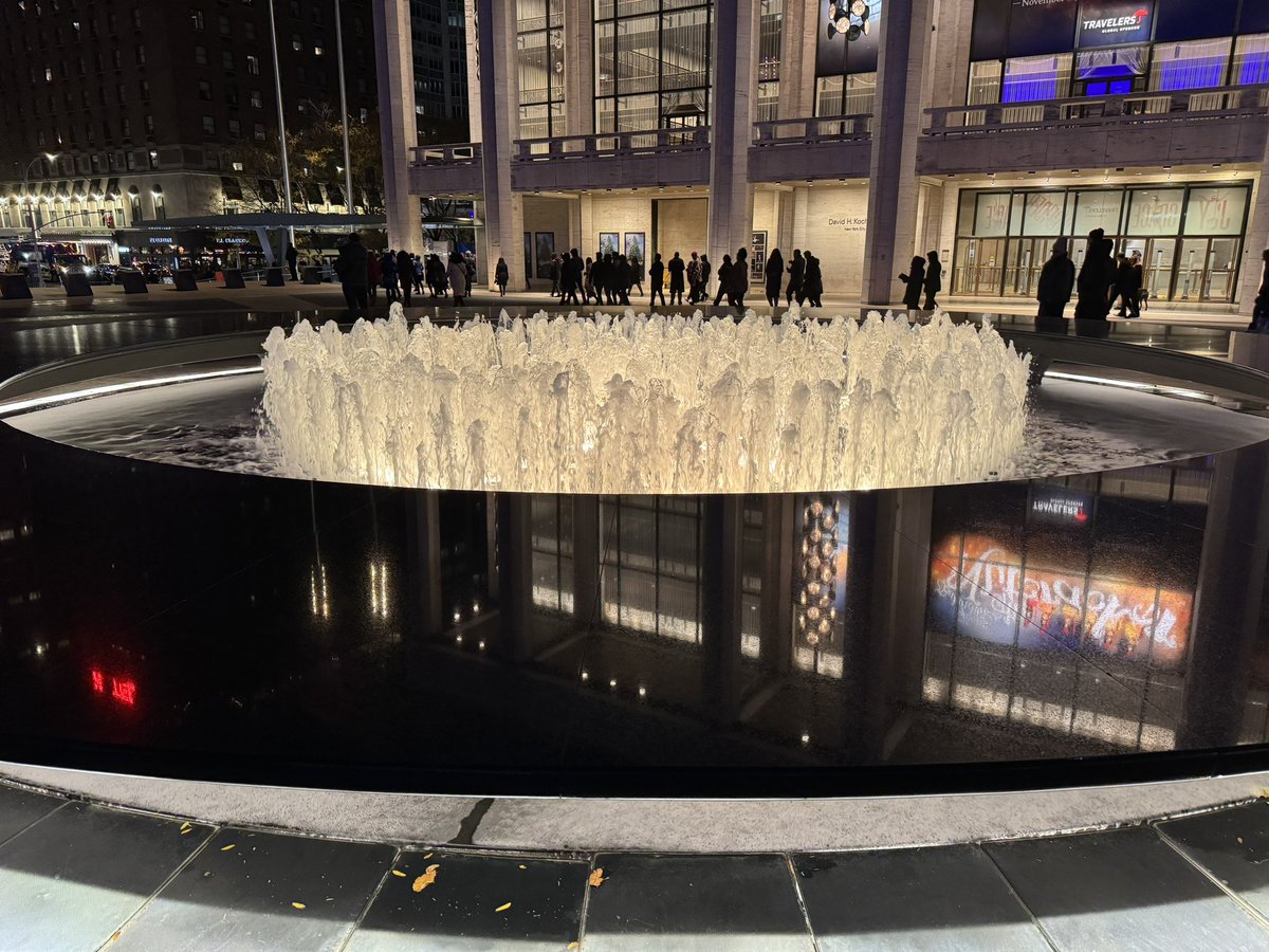 PKubeyEA's tweet image. Treated myself to the #MetOpera #MalcolmX last night. Powerful! Fantastic score, production, and cast.