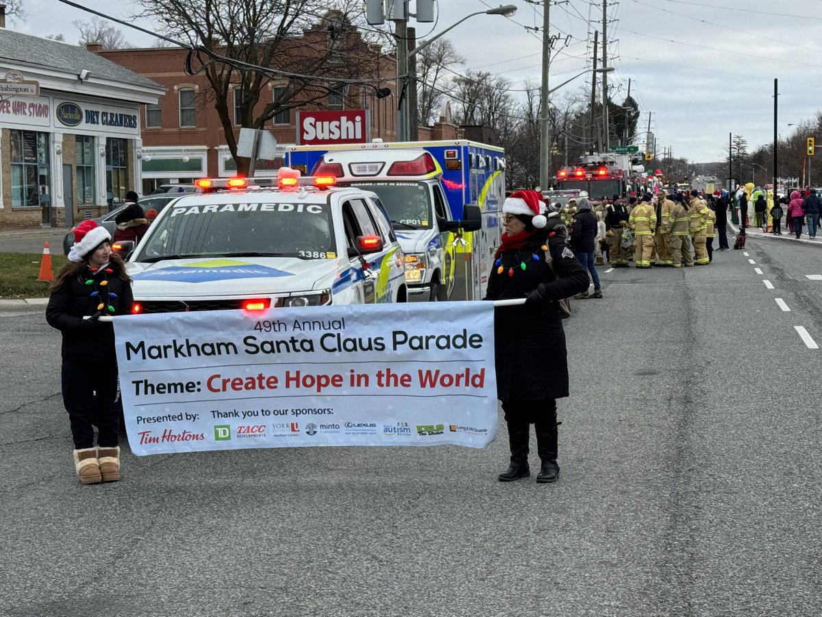 Markham Santa Parade tweet media