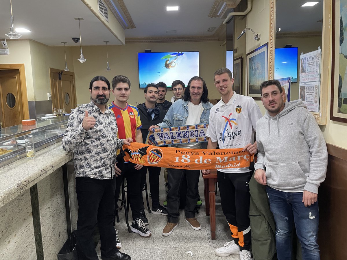 Amunt sempre desde territorio hostil. #AmuntValencia #RafaBenitez #LimGoHome #ValenciaCelta