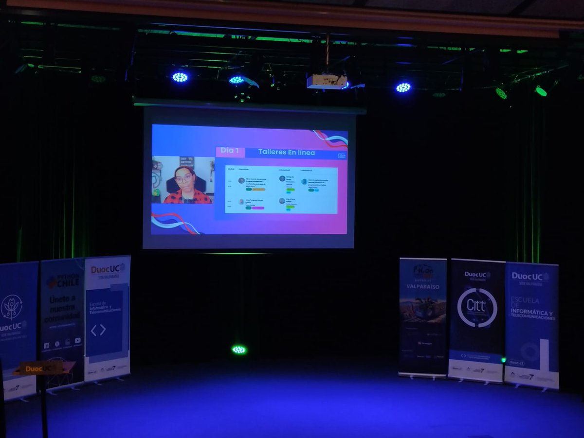 dennyperez18's tweet photo. ¡Emocionada de participar en la #PyConChile23, presencial aunque sea de manera remota!🐍🇨🇱
Presentar el saludo de apertura fue un honor.🥰
Aunque estemos a kilómetros de distancia, la pasión por #Python nos conecta.
¡Listos para estos días llenos de aprendizaje y comunidad!🚀 https://t.co/tBIeswJeuS