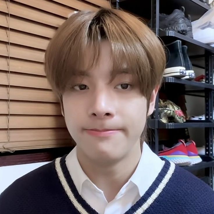 Pweees maapin yeyun *buing buing* <a href="/BELANGSAKZOO/">先生 face reveal. belangsak turu setahun🙏</a> 🍎🍊🍌🍉🍇🍒🍍