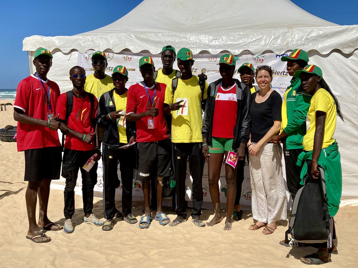 Merci pour l’invitation <a href="/fsvolleyOff/">FSVB</a> pour assister au tournoi de qualification de l’Afrique de l’Ouest pour les JO de <a href="/Paris2024/">Paris 2024</a>.
Bonne chance aux équipes féminine et masculine de #beachvolley 🏐 du Sénégal 🇸🇳! #roadtoparis2024